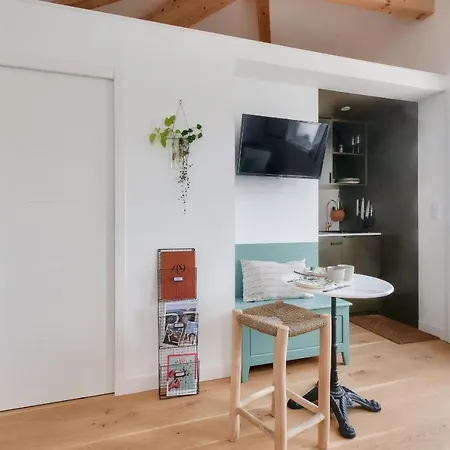 D'architecte Avec Piscine Chauffee Et Jardin Vakantiehuis