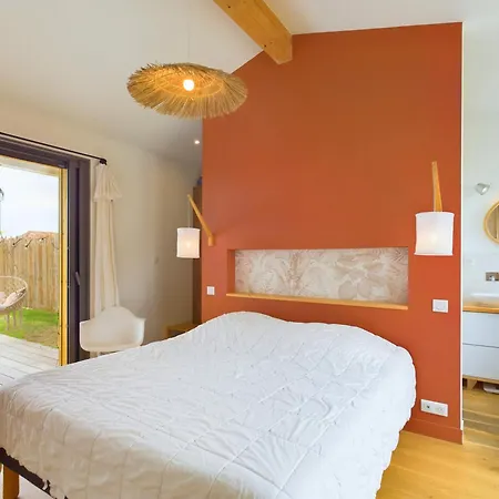 D'architecte Avec Piscine Chauffee Et Jardin Vakantiehuis Rivedoux-Plage