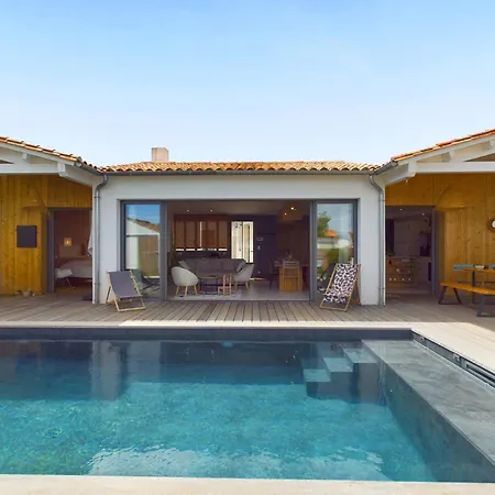 D'architecte Avec Piscine Chauffee Et Jardin リヴドゥー・プラージュ