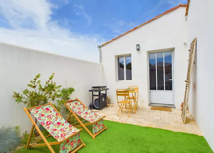 D'architecte Avec Piscine Chauffee Et Jardin *