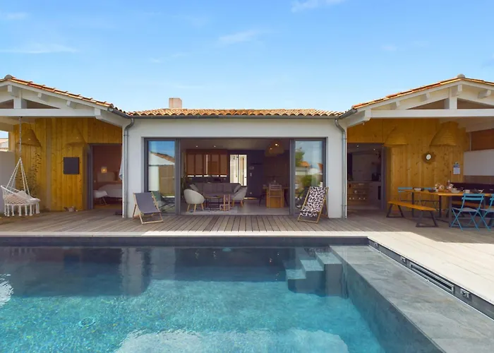 度假居 D'architecte Avec Piscine Chauffee Et Jardin *