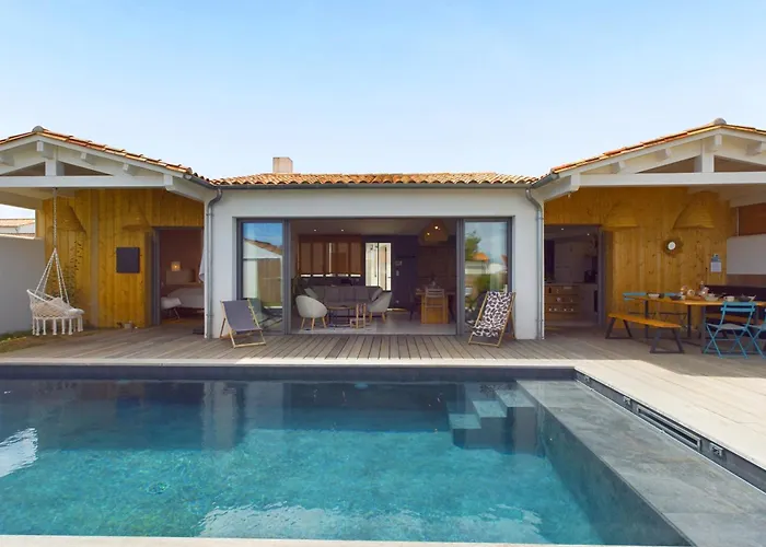 D'architecte Avec Piscine Chauffee Et Jardin 里维多瓦海滩