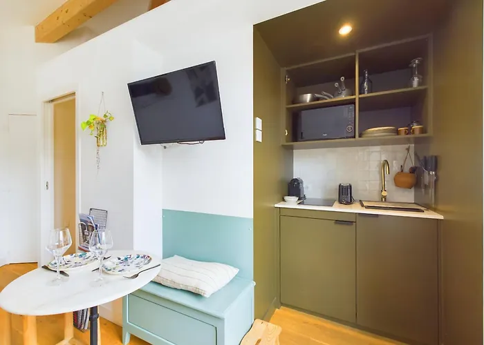 D'architecte Avec Piscine Chauffee Et Jardin 度假居 *